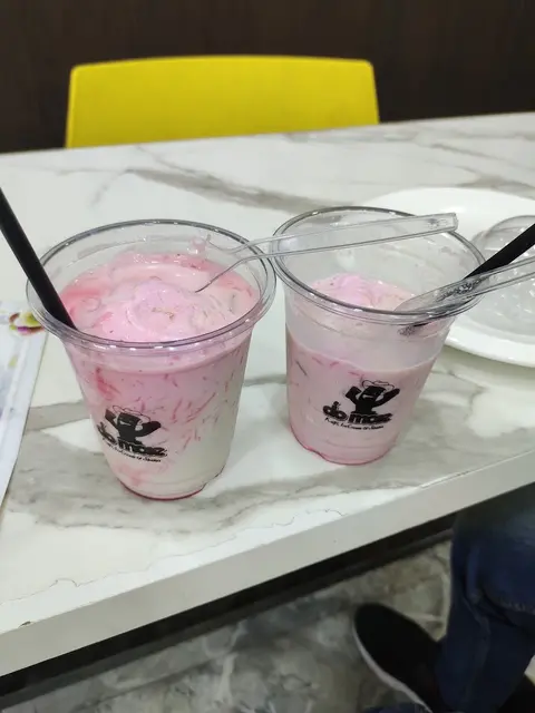 Do More Fastfood & Ice-cream Parlour in Sargodha, Punjab