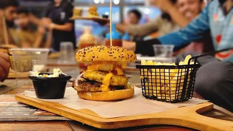 Ricco's Cafe (Gujrat) in Gujrat, Punjab
