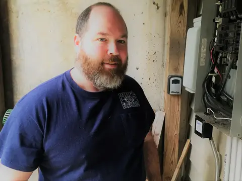 Phil's Electric and Lamp Repair