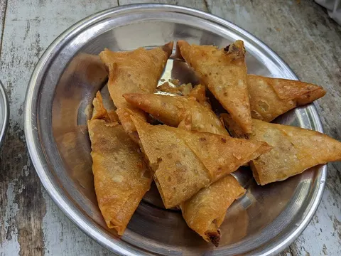 Mirza Samosa & Foods in Dera Ghazi Khan, Punjab