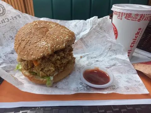 Fri-Chicks Daroghawala in Lahore, Punjab
