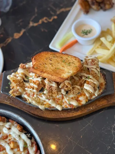 Chunk N Cheese - Johar Town in Lahore, Punjab