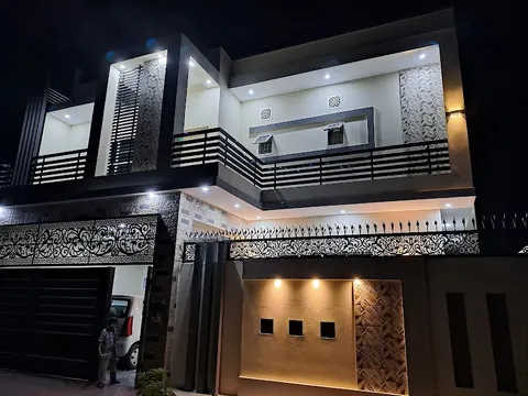 Head office Royal Gardens Burewala in Burewala, Punjab
