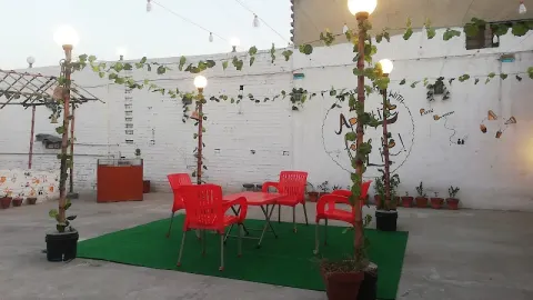 Paitu Bawarchi in Sheikhupura, Punjab