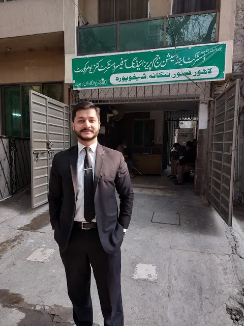 District Consumer Court Lahore, in Lahore, Punjab