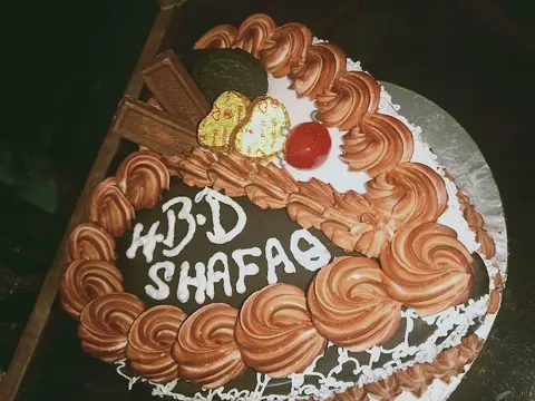 Seza Sweets and Bakers in Gojra, Punjab