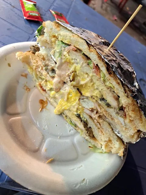 ZEE DEES SHAWARMA in Lahore, Punjab