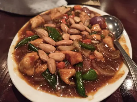 Yum Chinese & Thai in Lahore, Punjab