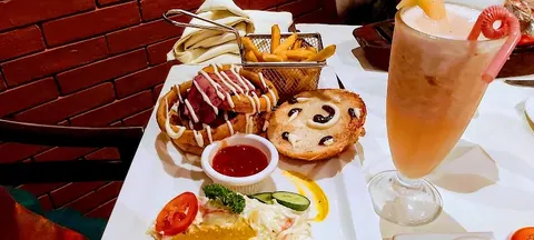Freddy's Café in Lahore, Punjab