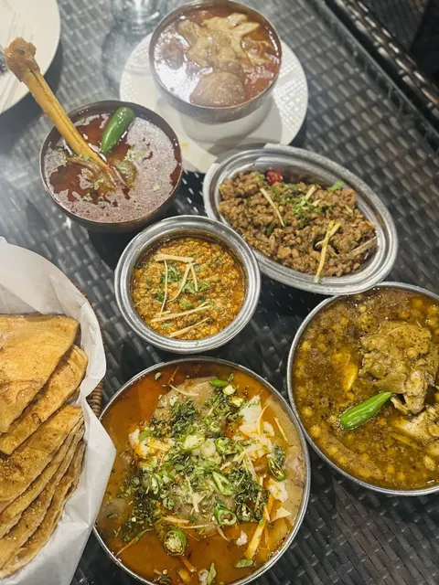 Ambarsariya Restaurant in Lahore, Punjab