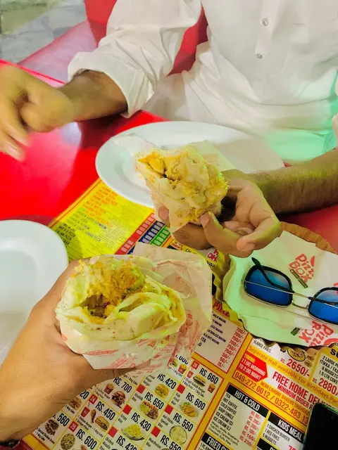 Hot Chick's in Kasur, Punjab