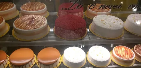 Cake Shake ( کیک شیک ) in Toba Tek Singh, Punjab