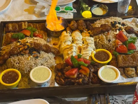 Golden Castle Restaurant Chiniot in Chiniot, Punjab