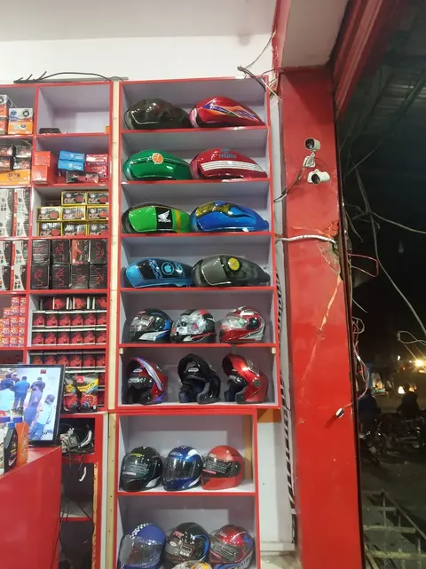 NEW LAHORE AUTOS in Faisalabad, Punjab