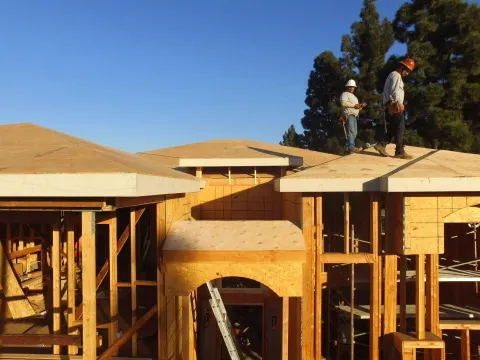 Lake House Builders