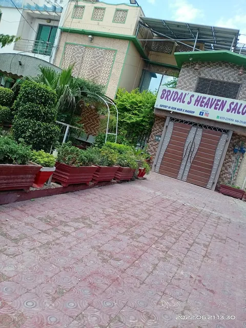 Bridal's Heaven Salon in Toba Tek Singh, Punjab