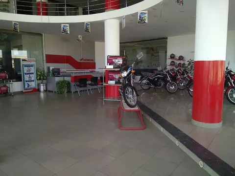 Shahid Honda Traders in Pasrūr, Punjab