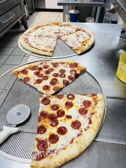 Avent Ferry Pizza