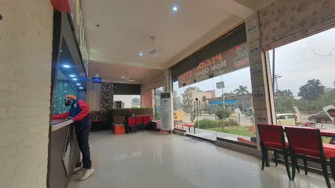 DoMore Ice-cream Parlour in Sargodha, Punjab