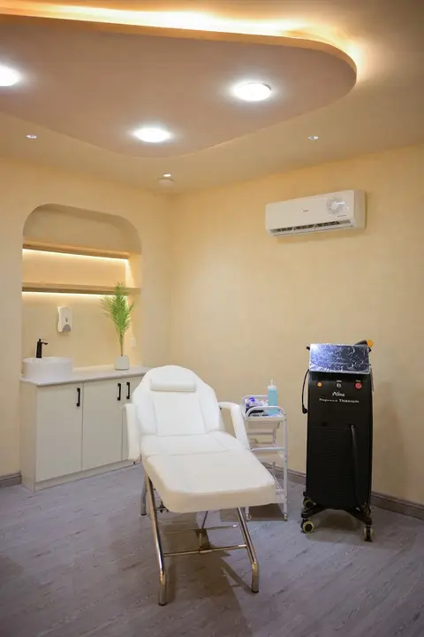 Aura Skin & Laser Clinic in Sialkot, Punjab