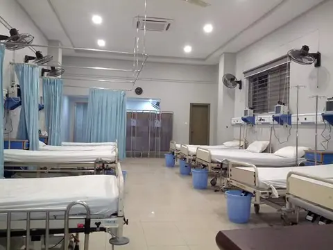 Ikram Hospital in Gujrat, Punjab