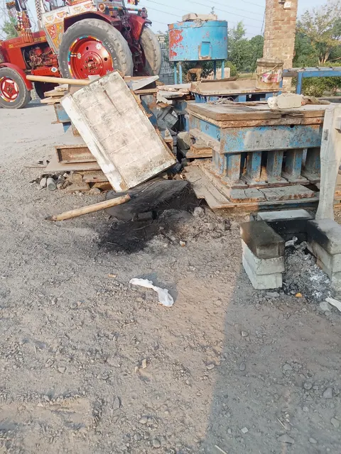 R.H.A fly ash bricks photo 6