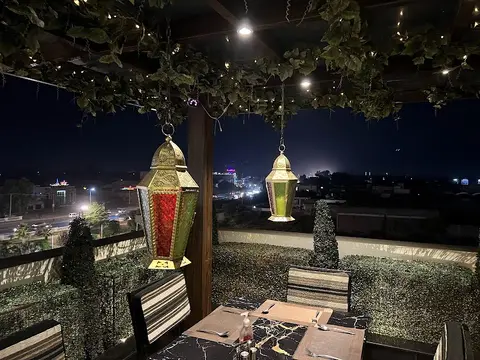 Desi Table in Gujranwala, Punjab