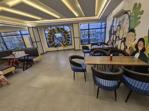 Whites castle pizza Gojra in Gojra, Punjab