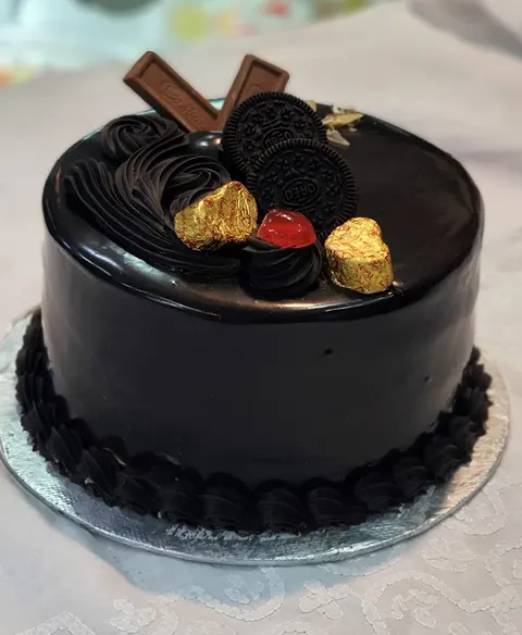Seza Sweets and Bakers in Gojra, Punjab