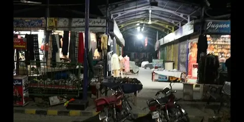 Model Bazaar Lodhran in Lodhrān, Punjab