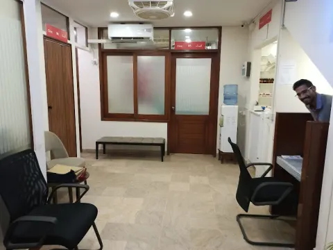 Acupuncture Clinic - Chinese Moxibustion, Cupping, Physiotherapy, Homeopathy Treatment - Dr. Robinson Acupuncturist in Karachi, Sindh