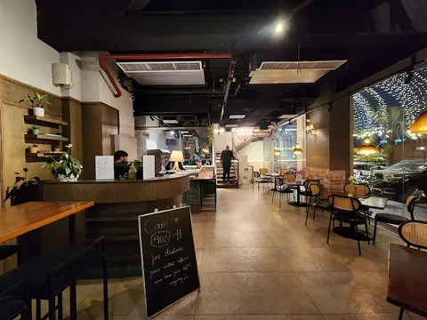Neapo in Lahore, Punjab