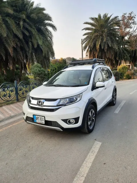 SAF Rent A Car Lahore in Lahore, Punjab