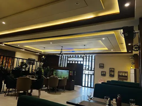 Salt n Pepper Express in Sargodha, Punjab