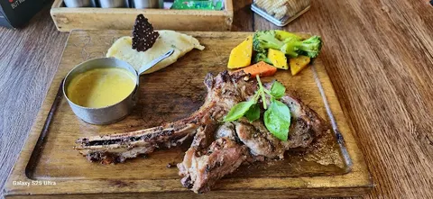 SteakAway - Gulberg (Burgers & Steaks) in Lahore, Punjab