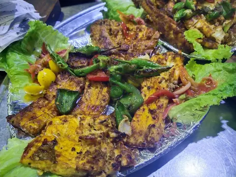 BBQ Tonight Bahawalpur in Lodhrān, Punjab