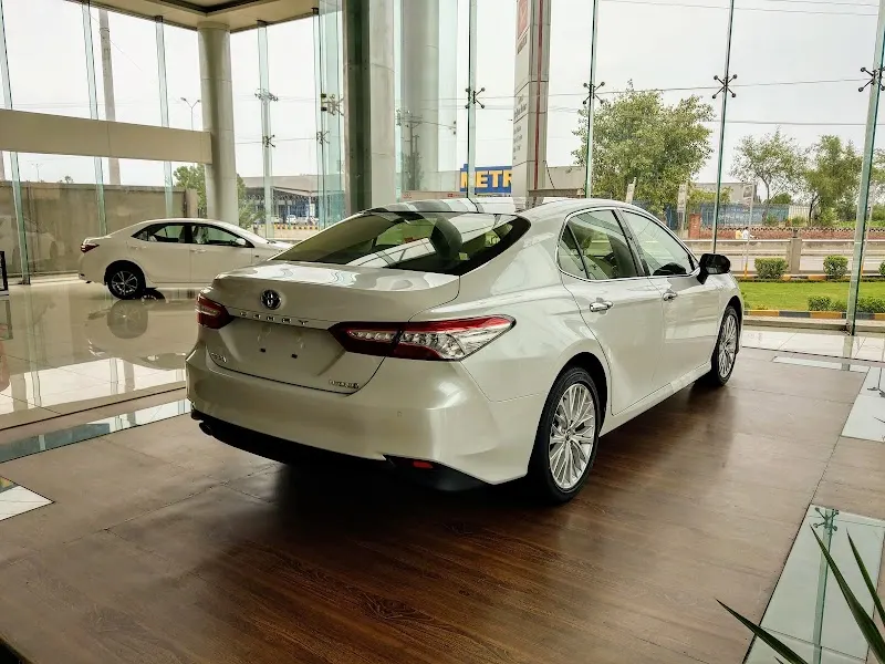 Toyota Lyallpur Motors, Car dealer in فیصل آباد
