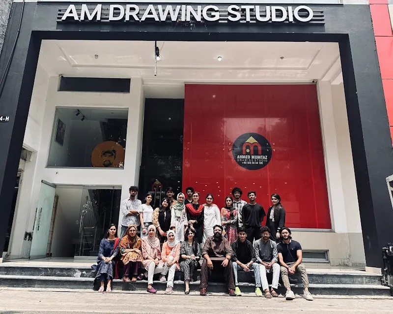 Ahmed Mumtaz Studio, Artist in Lahore