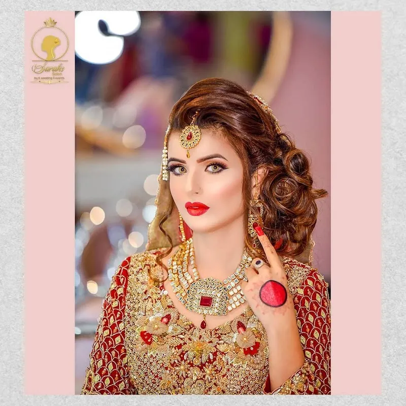 Sarah's Salon, Hair Extension Technician in Gujranwala