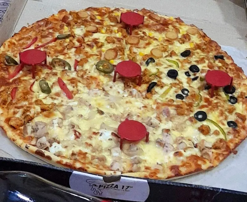 Pizza 17", Paisa Restaurant in Jhelum