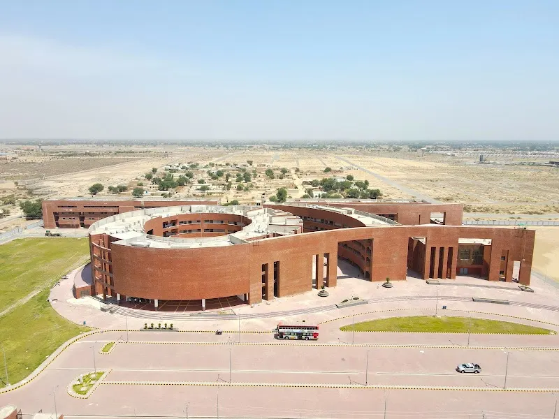 CMH Institute of Medical Sciences, Bahawalpur, Charter School in بہاولپور