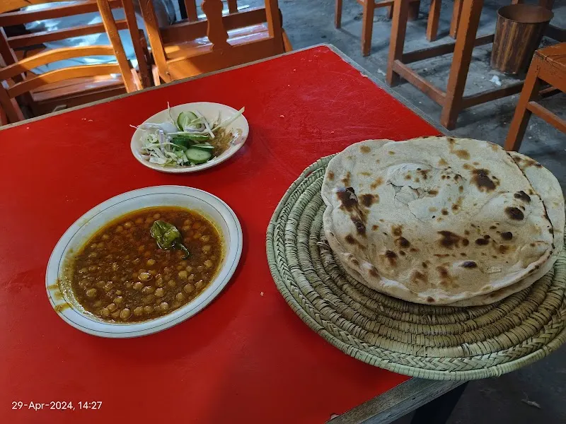 Haji Hotel, Cafe in Mianwali