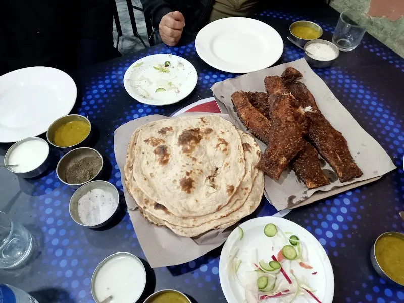 Sheedan Mushtaq Fish Point, Angler Fish Restaurant in Multan