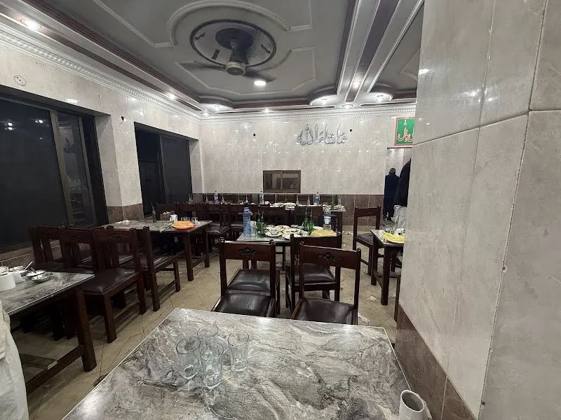 Javed Fish Corner, Cape Verdean Restaurant in Kasur