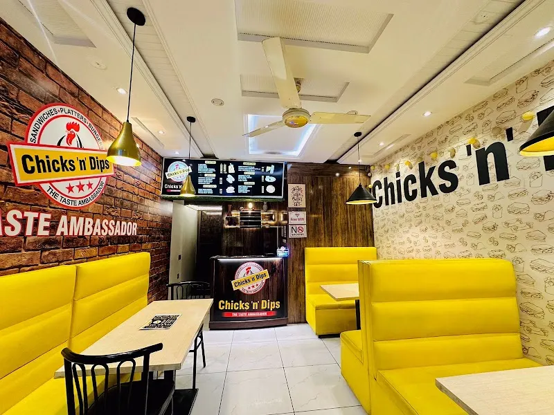Chicks 'n' Dips, Sundae Restaurant in Gujranwala
