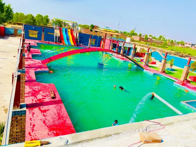 Kolo Club Swimming Pool Kolo Tarar, Super Public Bath in Kolo Tarar