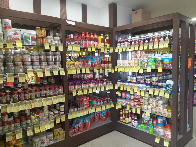 Naroo General Store, general store in Jhang
