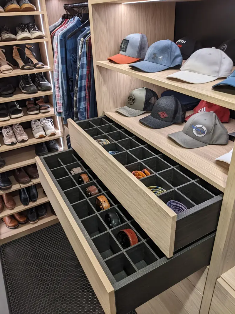 Stowic Design, Cabinet Maker in Logan