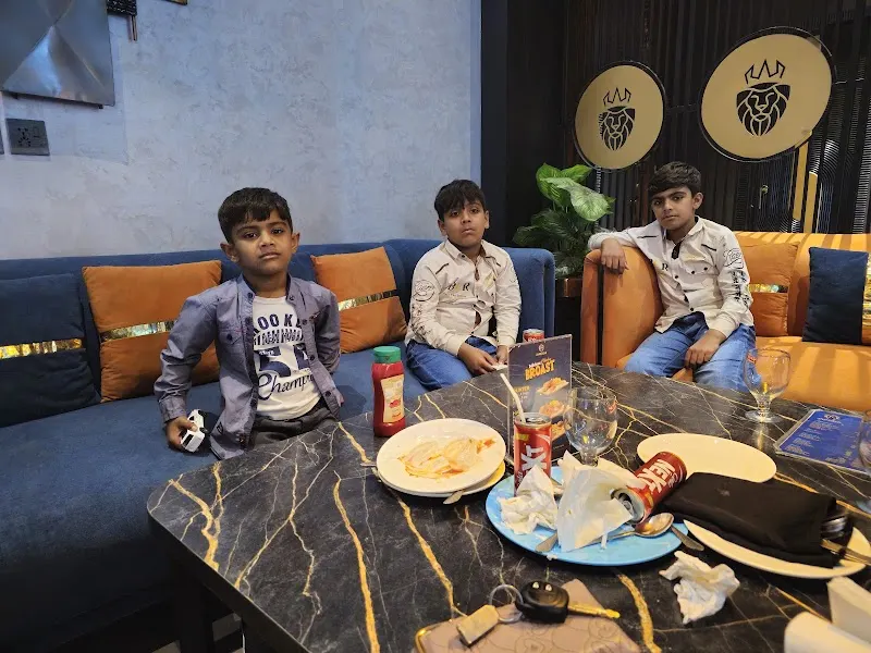 Cafe Janoshi, Brazilian Restaurant in Okara