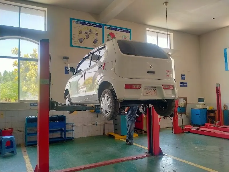 Suzuki United Motors, Car dealer in Vehari